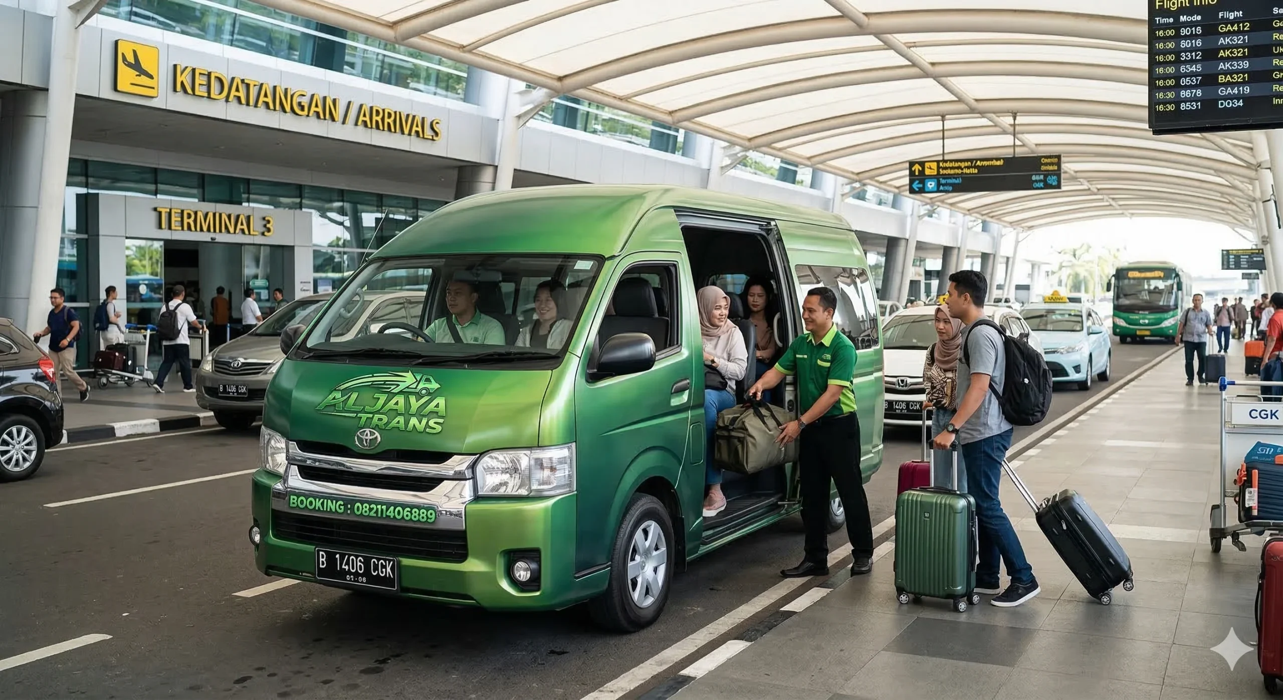 Armada Travel Bandung Bandara Soekarno Hatta siap berangkat